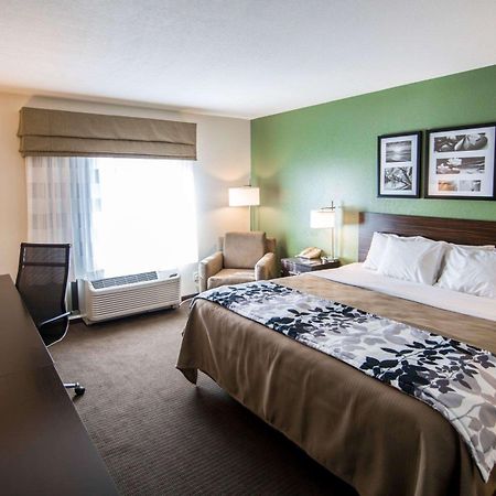 Sleep Inn & Suites Garden City Bagian luar foto