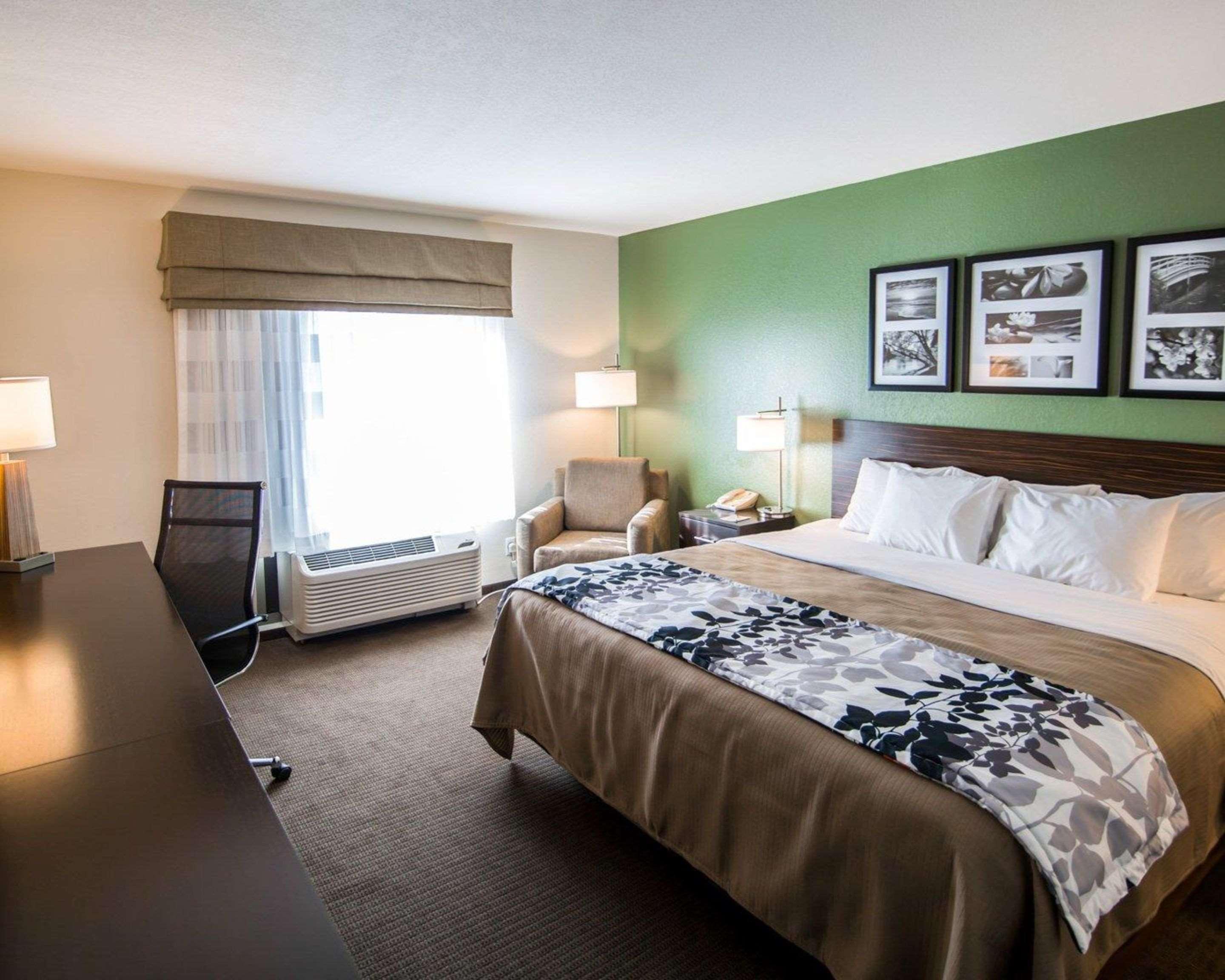 Sleep Inn & Suites Garden City Bagian luar foto