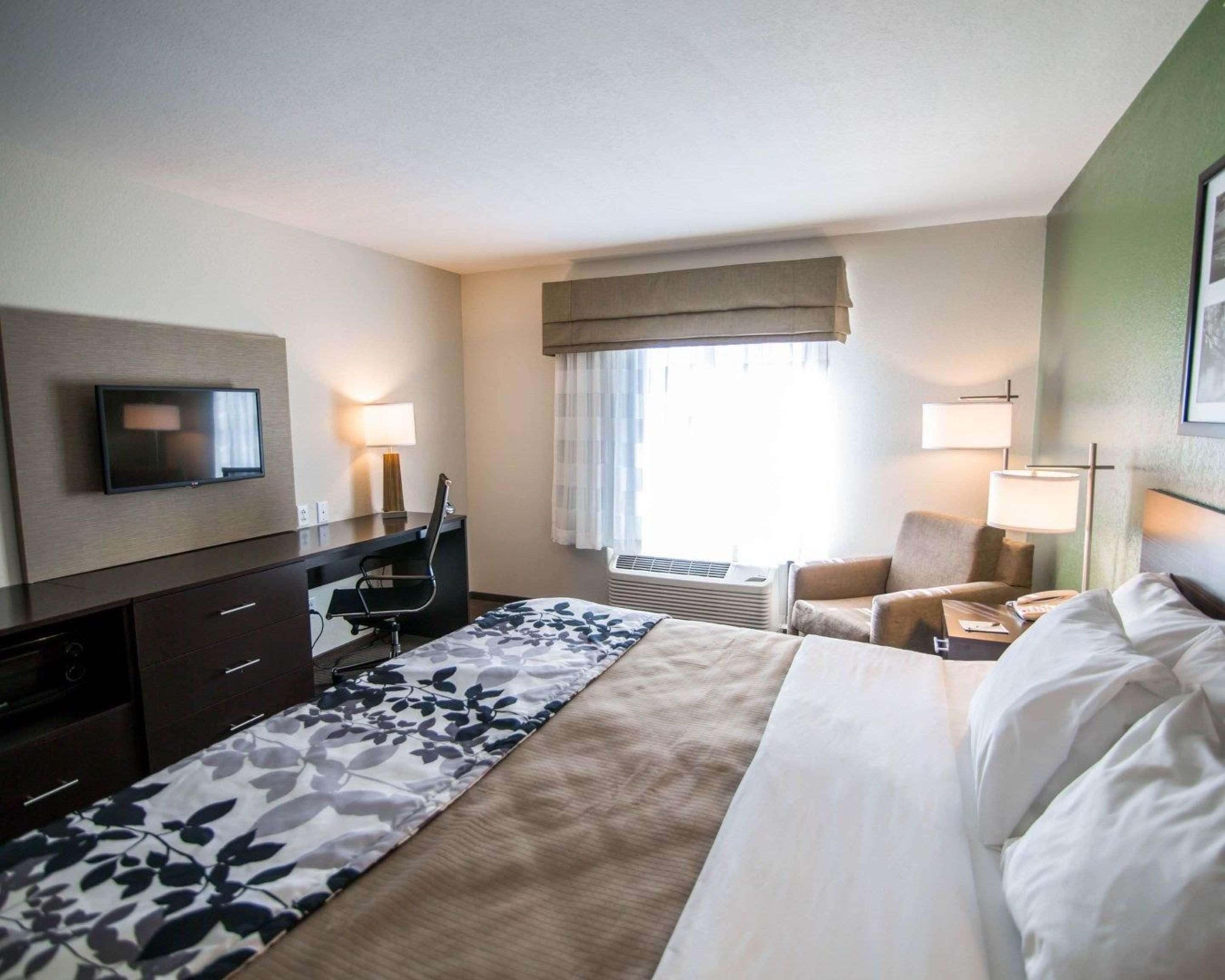 Sleep Inn & Suites Garden City Bagian luar foto