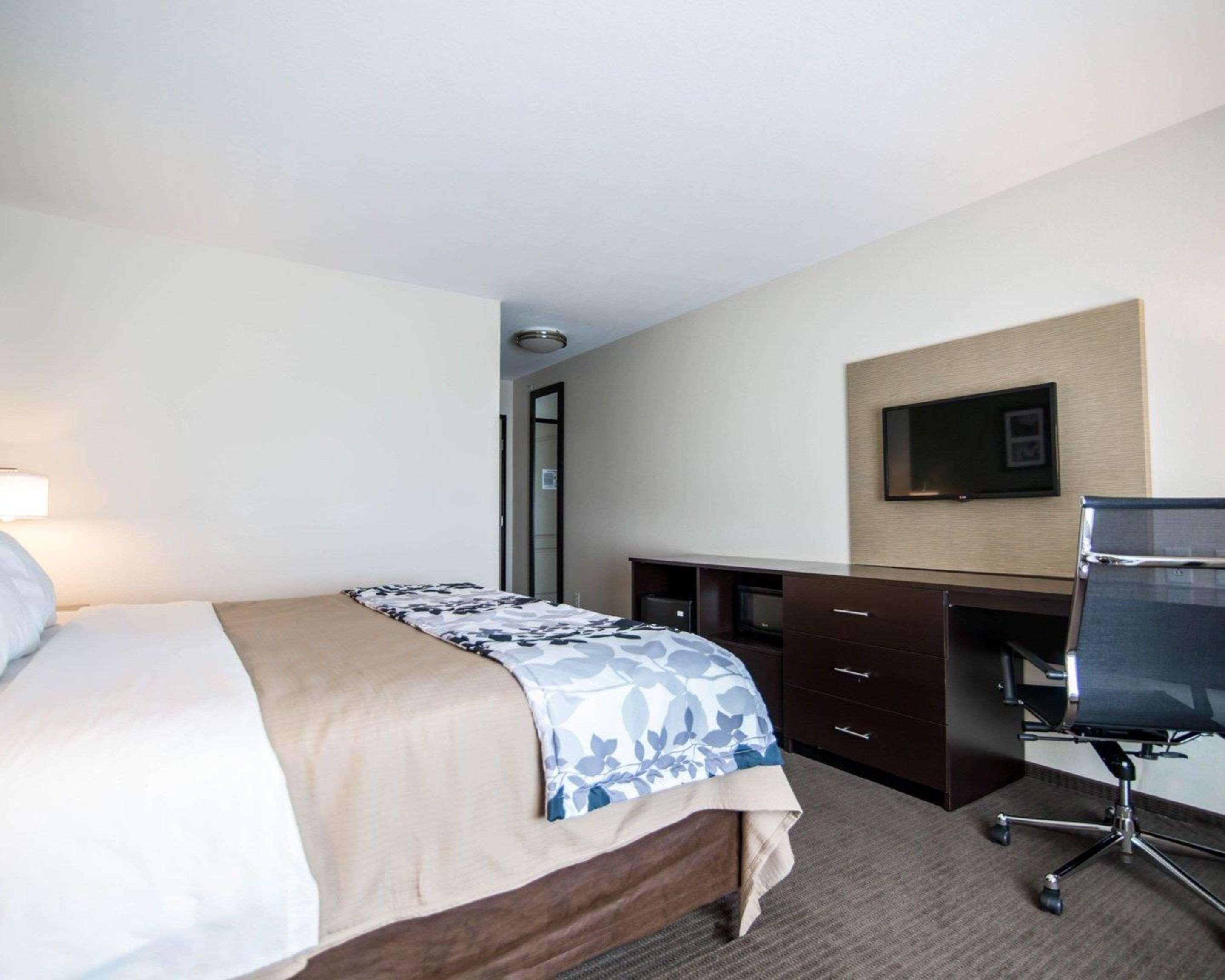 Sleep Inn & Suites Garden City Bagian luar foto