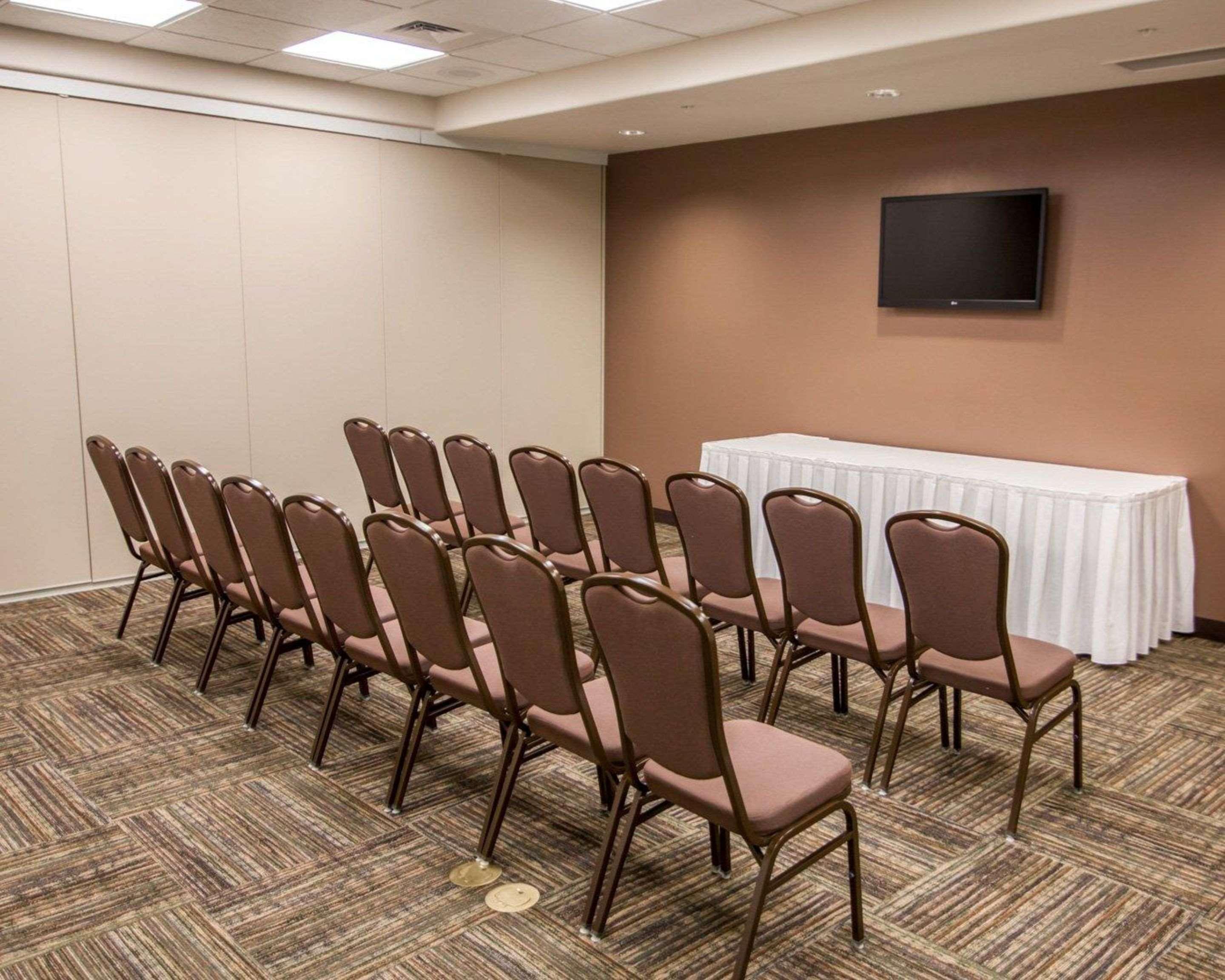Sleep Inn & Suites Garden City Bagian luar foto