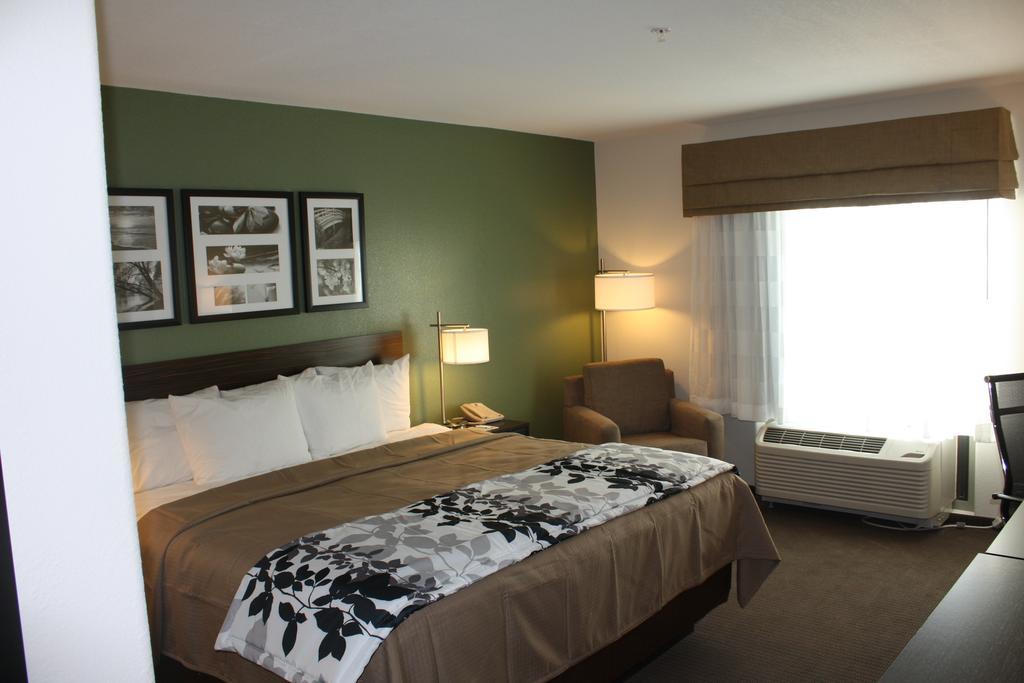 Sleep Inn & Suites Garden City Ruang foto